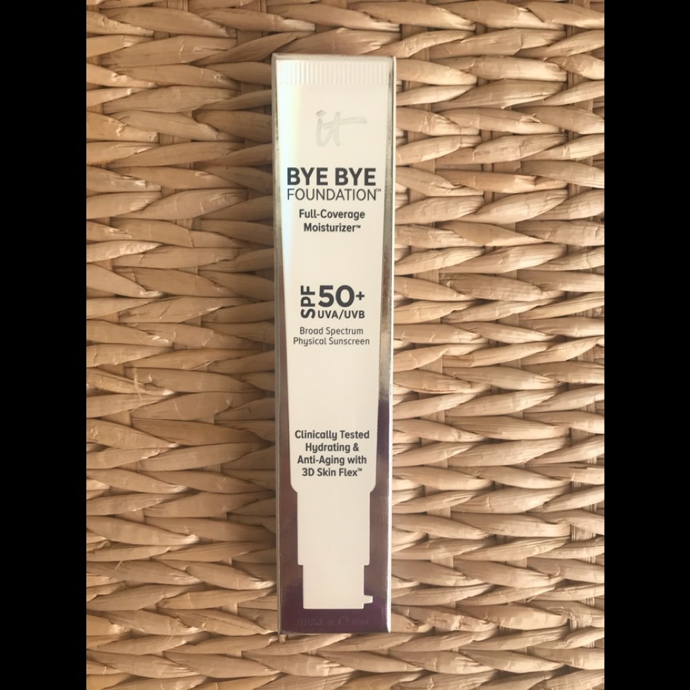 Bye Bye Foundation Full Coverage moisturizer